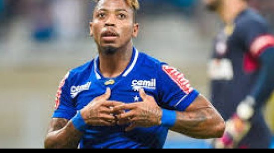 Imagem Vitória confirma contratação de Marinho; apresentação na Fonte Nova