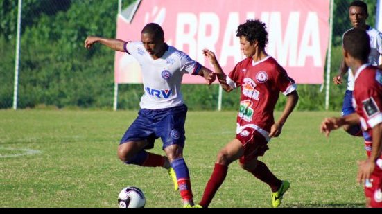 Imagem Com Zé Roberto de titular, Bahia bate Jacuipense em jogo treino