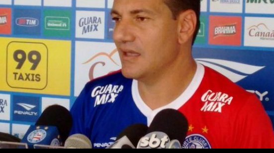 Imagem Doriva confirma mudanças e time que encara o Flamengo