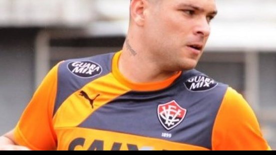 Imagem Guilherme Mattis vai ser reavaliado pelo DM do Vitória nesta quinta-feira