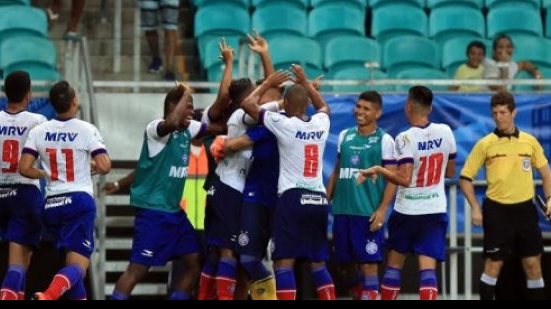 Imagem Bahia vence Flamengo com placar apertado e sai vaiado pela torcida