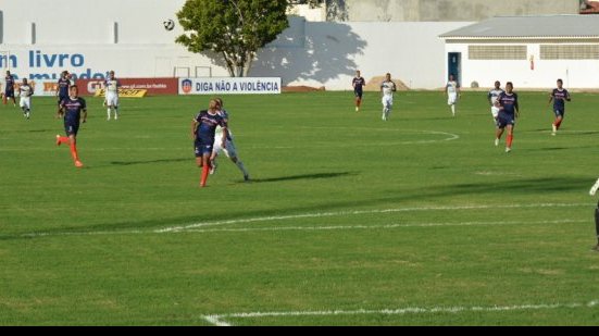 Imagem Estádio de Jacobina recebe novo gramado e sistema de irrigação