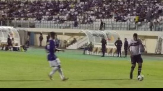 Imagem Com gol de ex-Vitória, Santa Cruz se recupera de derrota para Bahia no Nordestão