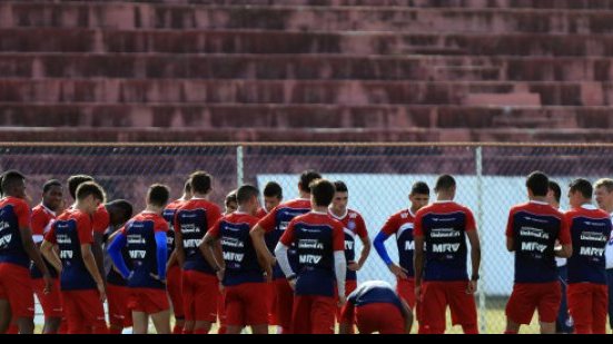 Imagem Sem Éder e Brocador, Bahia está relacionado enfrentar o Colo Colo