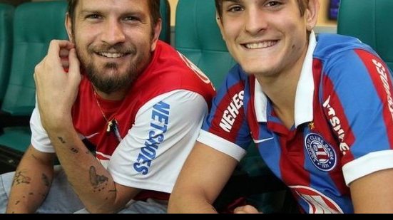 Imagem Aos 18 anos, filho de cantor reforça Sub-20 do Bahia