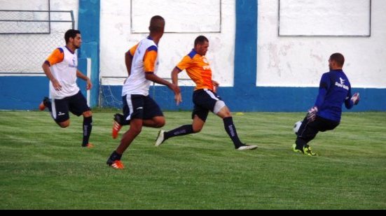 Imagem Confiança quer surpreender o Bahia e técnico projeta triunfo: tenho fé no time