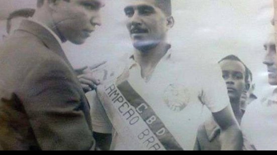 Imagem Morre herói do primeiro título brasileiro do Bahia