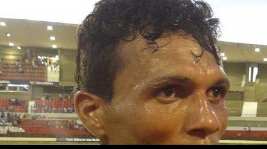 Imagem Atacante é regularizado e vai estrear no Flu de Feira diante do Vitória