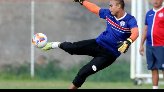 Imagem Na reserva do Bahia, Douglas Pires desperta interesse de clube da Série B