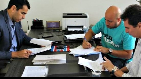 Imagem Gerente de futebol mentiroso? Dirigente do Bahia admite que enganou treinador 