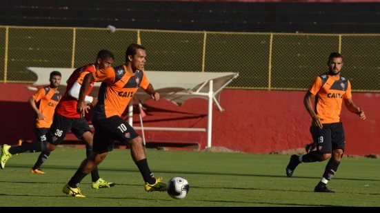 Imagem  Vitória inicia semana do BAVI com retornos de Leandro Domingues e Marinho