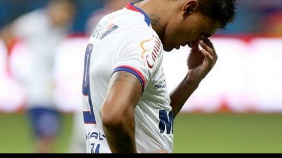 Imagem Desejado pelo Vitória, Kieza ‘curte’ postagens que mencionam transferência