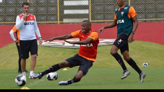 Imagem Com Fernando Miguel e Maicon em transição, Vitória treino de olho no BAVI