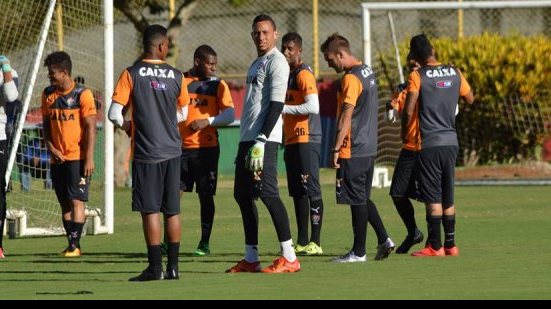 Imagem Vitória está pronto com apenas uma dúvida para clássico diante do Bahia