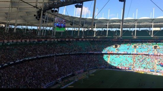 Imagem BaVi: torcidas se empolgam na Arena antes do clássico