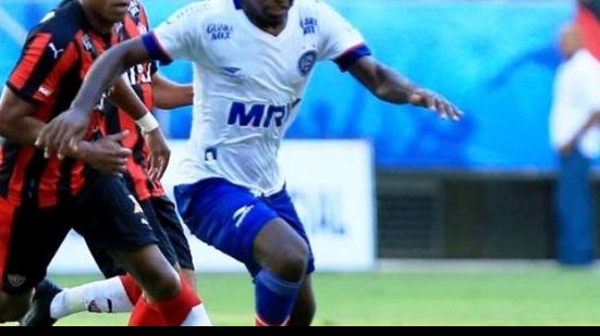 Imagem Com gols de ex-tricolores, Vitória bate o Bahia no primeiro clássico do ano
