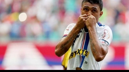 Imagem Jogador não ama clube, ama dinheiro, aponta enquete sobre Kieza no Vitória