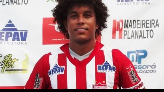 Imagem Juazeirense anuncia ala esquerdo e ex-goleiro do Bahia para sequência do Baianão