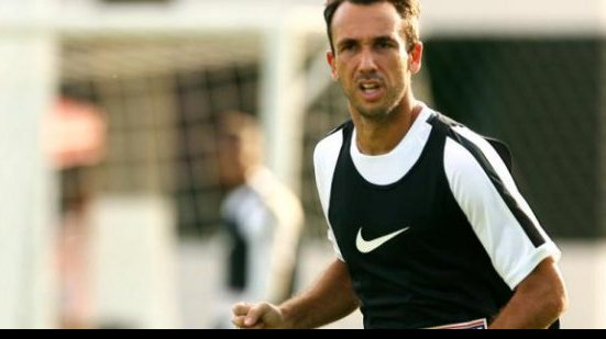 Imagem Nome de Thiago Ribeiro sai no BID e jogador do Bahia está regularizado