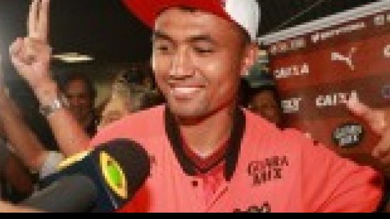 Imagem Conselho do São Paulo questiona direção do clube após transferência de Kieza