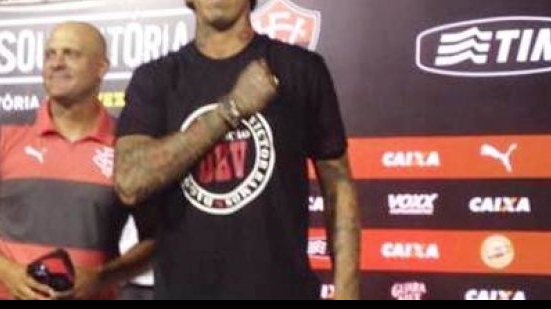 Imagem Victor Ramos se diz emocionado com recepção e aposta no trabalho de Mancini