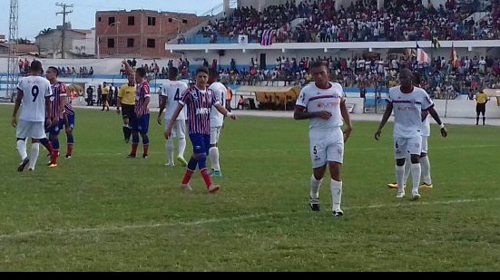 Imagem Bahia vence o Bahia de Feira e aumenta vantagem por vaga na semifinal