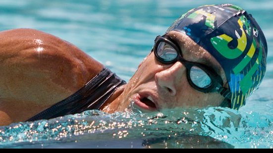 Imagem Léo Curvelo treina na piscina olímpica de Salvador e aprova equipamento