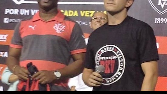 Imagem Dagoberto elogia elenco do Vitória e enaltece Mancini: “simples e objetivo”