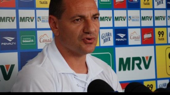 Imagem Doriva rasga elogios ao estreante Thiago Ribeiro: lastro grande no futebol