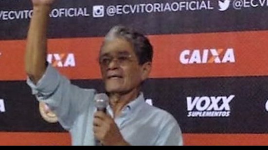 Imagem  “O presidente do Bahia ou está com medo ou dor de cotovelo&quot;, alfinetou Via