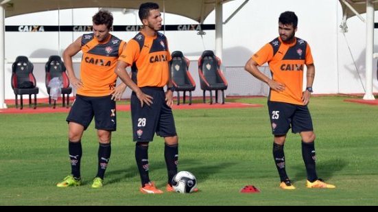 Imagem Com titulares liberados, Vitória se reapresenta e faz treino técnico