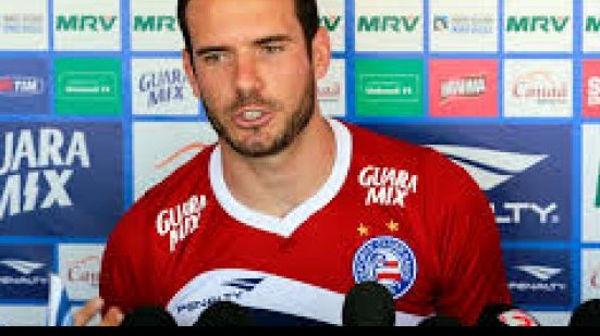 Imagem Zagueiro quer que Bahia esqueça primeira fase do Nordestão: o que vale é agora