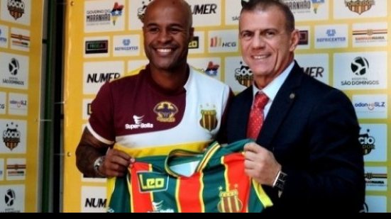 Imagem   Adversário do Bahia na Série B, Sampaio contrata meia de 39 anos