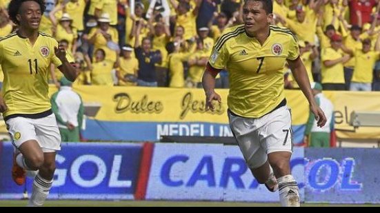 Imagem Colômbia vence Equador e empurra Brasil para 4º nas Eliminatórias