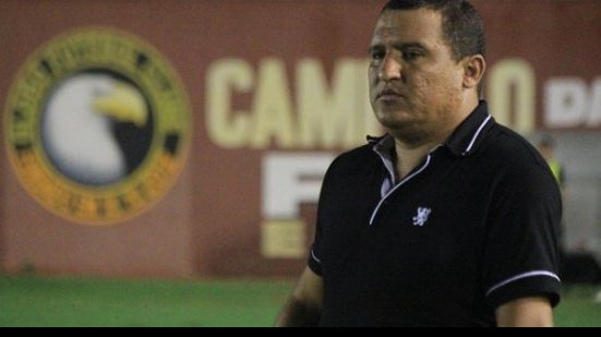 Imagem Oponente do Bahia na Copa do Brasil demite treinador