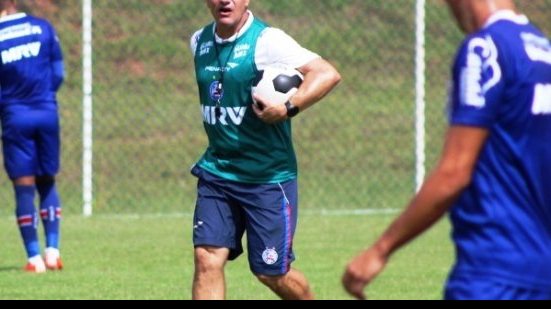 Imagem Bahia encerra preparação e Doriva divulga relacionados para decisão tricolor
