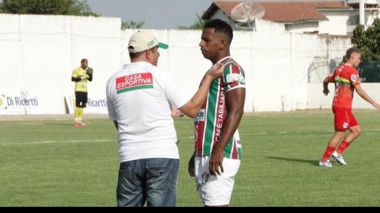 Imagem Ex-Bahia, Fausto quer surpreender e levar Flu de Feira à final do Baianão