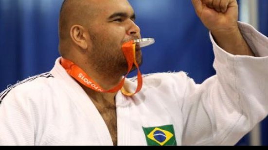 Imagem Pesos pesados preparam-se para Olimpíada com muito treino, sono e proteína