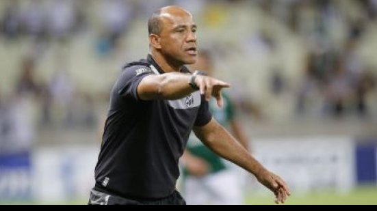 Imagem Ex-Bahia, Sérgio Soares reassume comando de time da Série B
