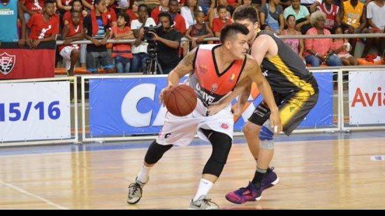 Imagem NBB: Vitória leva virada do Mogi e estreia com derrota nos Playoffs