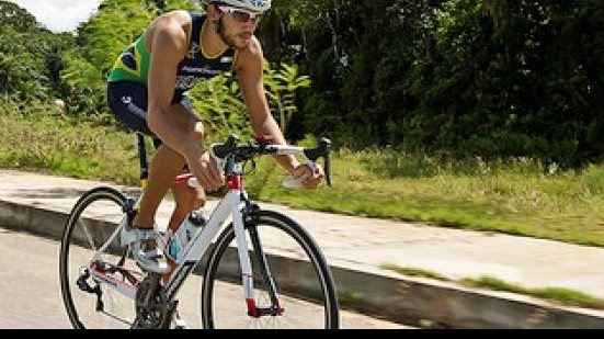 Imagem Baiano é o único brasileiro no Europeu Júnior de Triathlon neste domingo na Espa