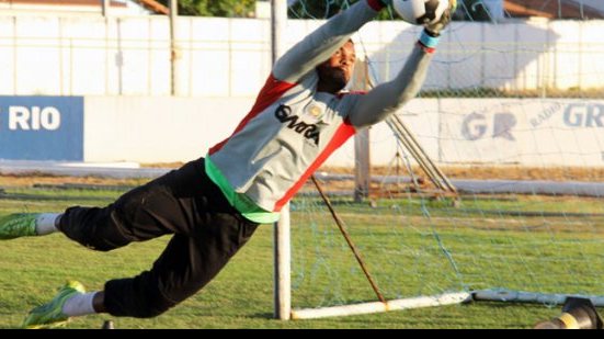 Imagem Após derrota, goleiro da Juazeirense espera surpreender no Barradão