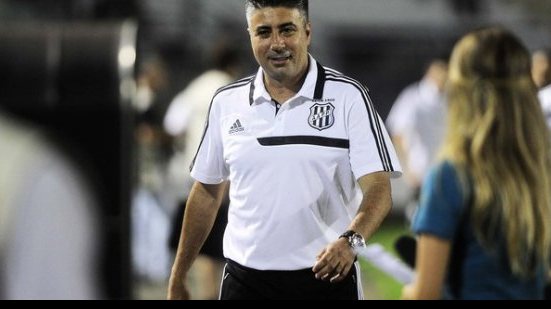 Imagem Indignado, técnico ex-Bahia desabafa após demissão na Ponte Preta