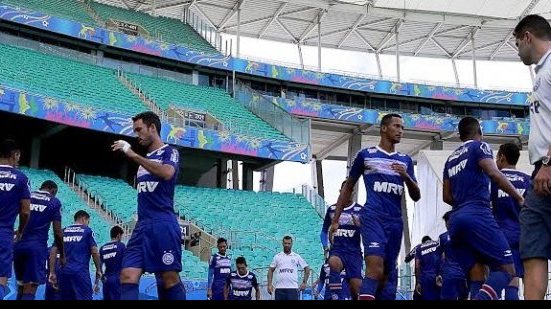 Imagem  Doriva confirma troca na lateral esquerda e Feijão no banco contra o Santa Cruz