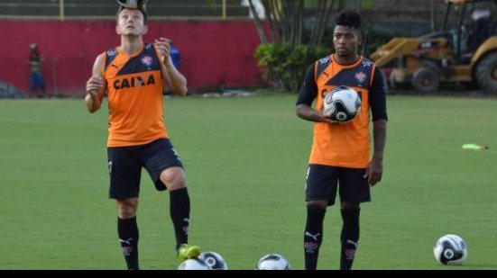 Imagem Mancini comanda treino tático e de bolas paradas no Barradão