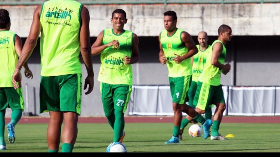 Imagem Técnico da Juazeirense se diz confiante para decisão com o Vitória