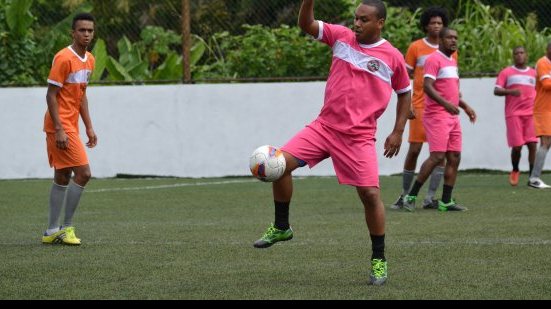 Imagem Ex-jogadores profissionais prestigiam torneio de &#039;babas&#039; em Salvador