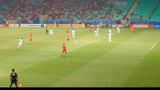 Imagem Vitória não dá chance à zebra, vence o Náutico e avança na Copa do Brasil 