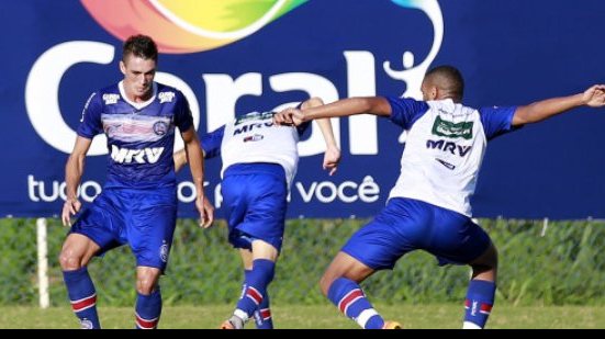 Imagem  Com treino de bolas paradas, Bahia encerra preparação para o BAVI