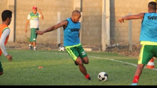 Imagem Juazeirense segue preparação para encarar o Fluminense de Feira